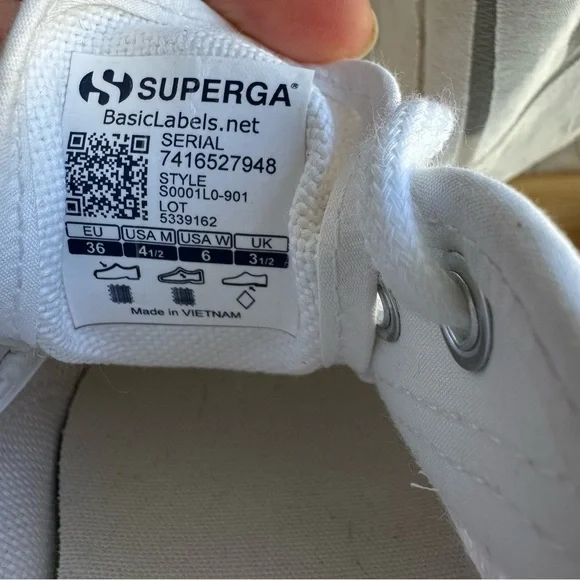 NWOB Superga Women's White Canvas Platform Sneakers - Picture 7 of 7